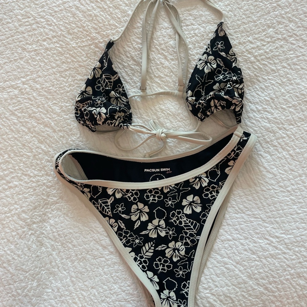 PacSun swim high cut bikini